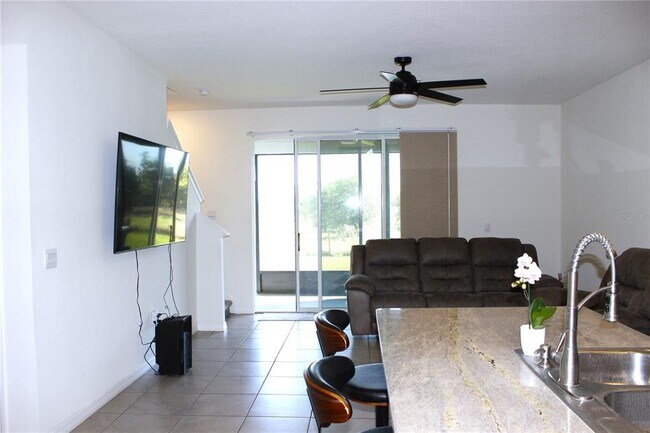 Foto del edificio - 34288 Redwood Dawn Ln