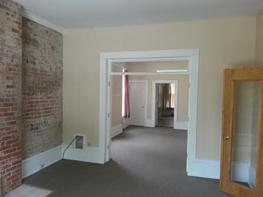 Building Photo - 100 N 5th St