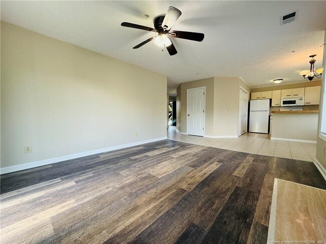 Foto del edificio - 962 Stewarts Creek Dr