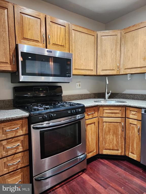 Building Photo - 132 Meadowview Ln
