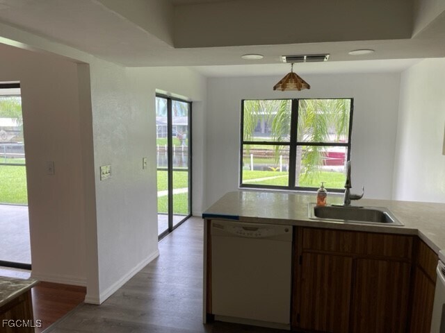 Foto del edificio - 5367 Coral Ave