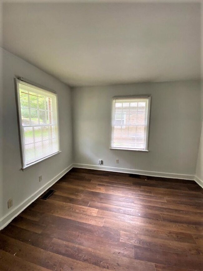 Foto del edificio - Move in Special!  West Charlotte.  Renovat...