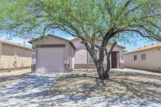 Building Photo - 6181 S Candice Anne Dr