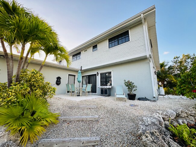 Foto del edificio - 980 Caribbean Dr E
