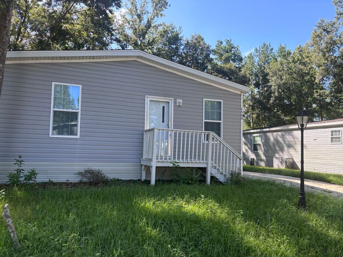 Primary Photo - BEAUTIFUL +55 HOA COMMUNITY- ASK ABOUT OUR...