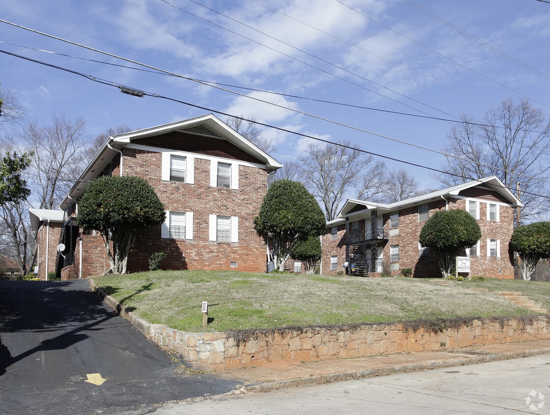 Primary Photo - 708 SE Killian St