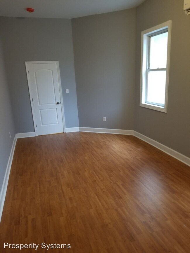 Foto del edificio - 2 br, 1.5 bath Apartment - 205 E Preston St