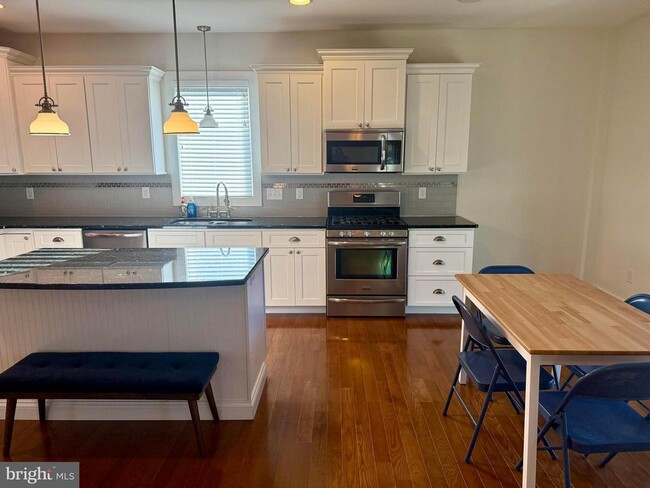 Foto del edificio - 61 Baybreeze Dr