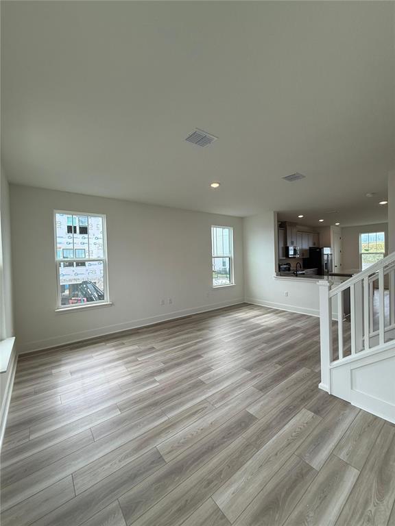 Building Photo - 15027 Groveside Rd