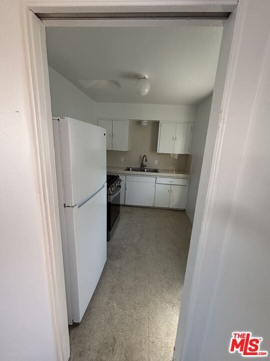 Building Photo - 5057 Voltaire St