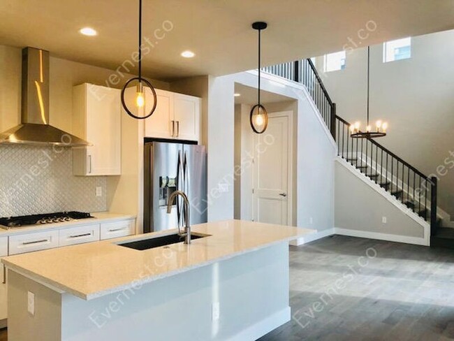 Foto del edificio - 22561 E Hinsdale Ave