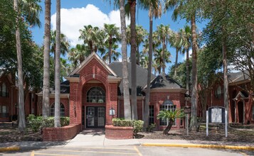 Miramar Townhomes Photo