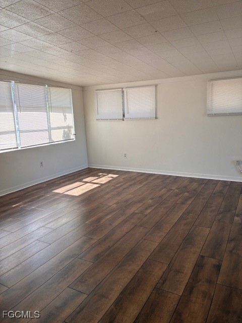 Foto del edificio - 1759 Winkler Ave