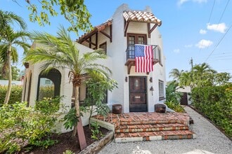 531 N Lakeside Dr