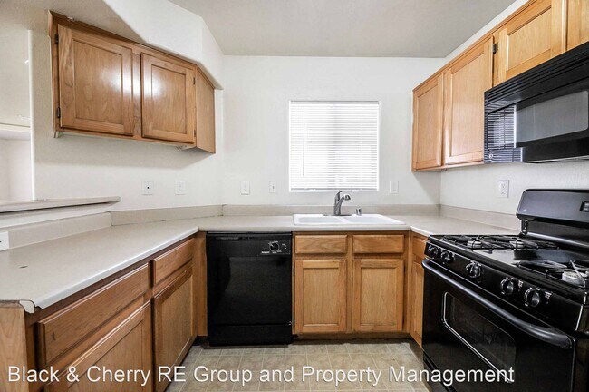 Foto del edificio - 2 br, 2 bath House - 4555 E Sahara Avenue ...