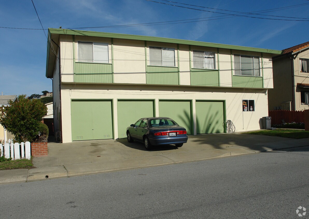 Building Photo - 279 Brighton Rd