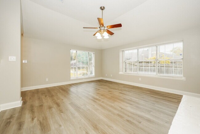 Foto del edificio - 1224 Jacksons View Rd