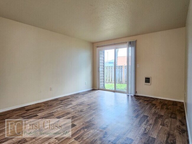 Foto del edificio - 20125 SW Tualatin Valley Hwy