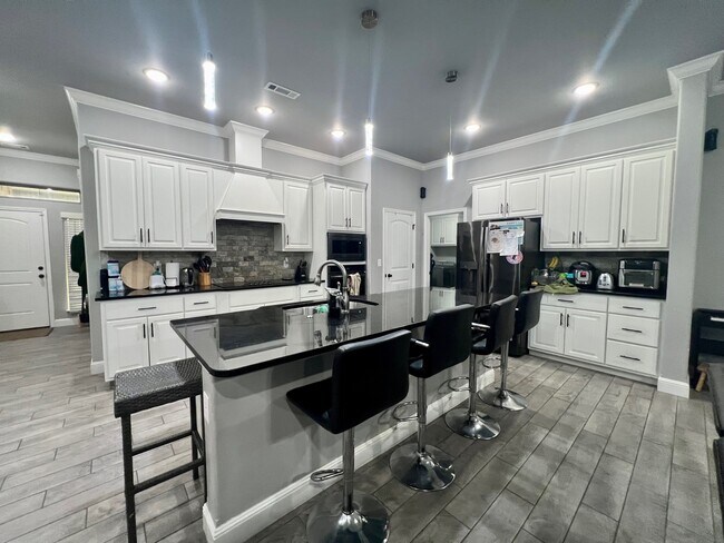 Foto del edificio - 2350 Cameo Ln