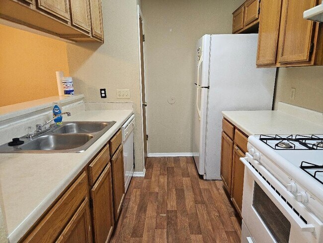 Foto del edificio - 805 Lexington Rd