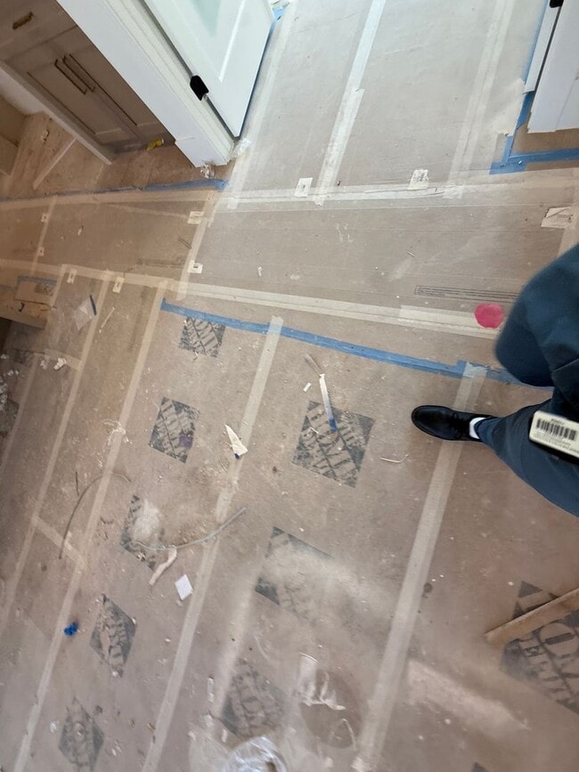 Building Photo - Beautiful single story with 4 bedrooms next to Crimson High School