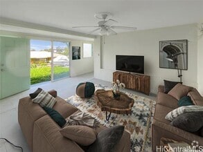 Building Photo - 99-676-676 Halawa Dr