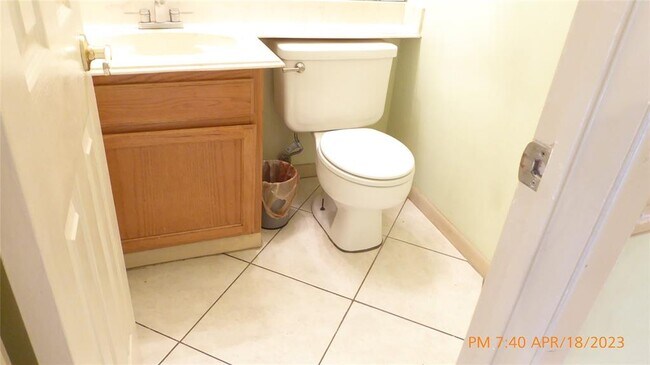 Foto del edificio - 9402 Towerstone Dr