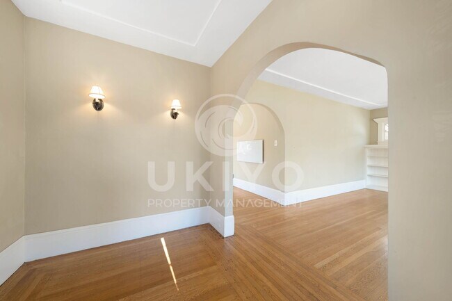 Photo - 5201 Market St Townhome