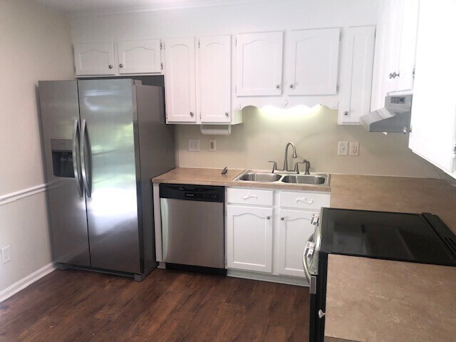 Foto del edificio - 5904 White Cliffs Dr