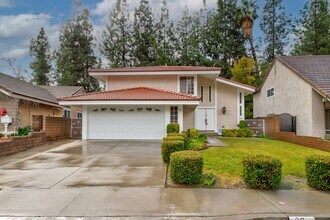 Building Photo - 20 Comanche Cir