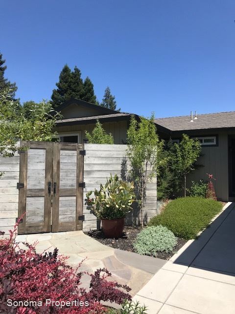 Building Photo - 4 br, 2 bath House - 19280 Junipero Serra