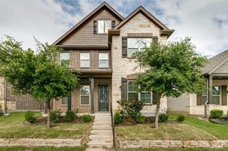 Building Photo - 17660 Sequoia Dr