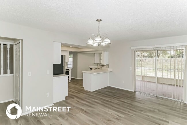 Foto del edificio - 17604 Meadowbridge Dr