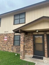 Building Photo - 3804 Charolais Dr