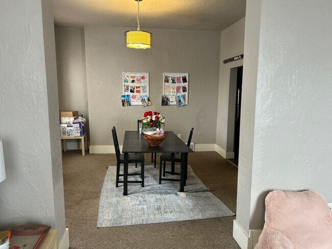 Foto del edificio - Whole house 4 bedroom