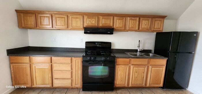 Primary Photo - Newly renovated, second floor 1 bed, 1 bat...