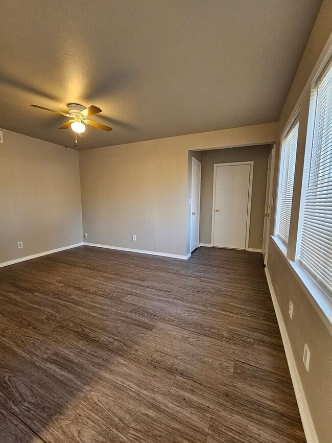 Foto del edificio - (3) Bed/(1) Bath in Core Norman Avail NOW! Pet Negotiable!
