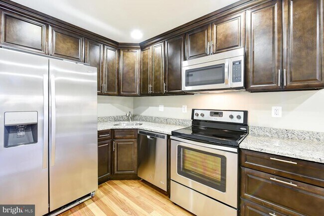 Foto del edificio - 2031 Benning Rd NE