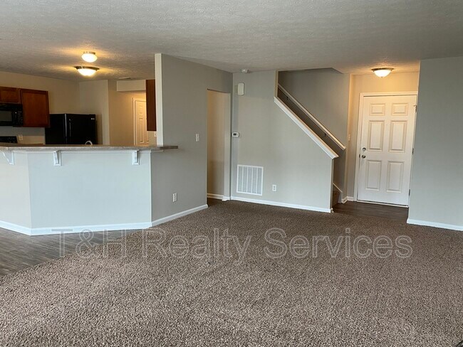 Building Photo - 11408 High Grass Dr
