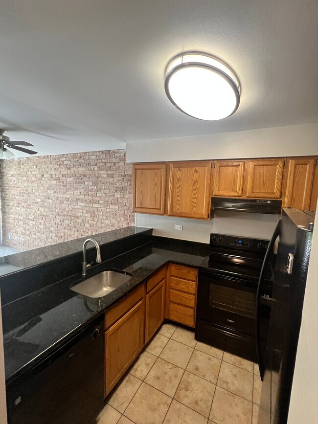 Foto del edificio - 5760 Abbey Dr