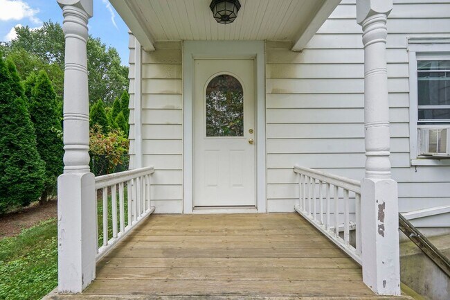 Foto del edificio - 432 Plainsboro Rd
