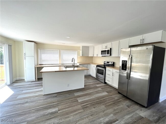 Building Photo - 19381 Durrance Rd