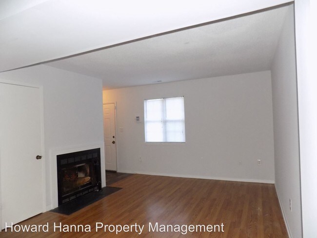 Foto del edificio - 3 br, 1 bath House - 12767 Woodside Lane