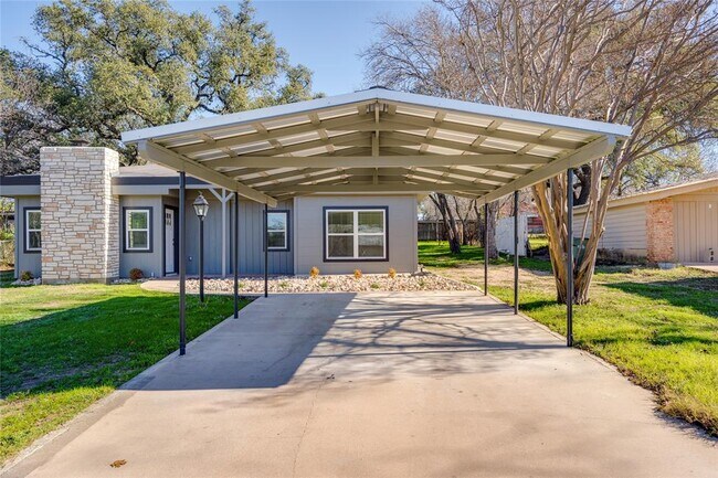 Foto del edificio - 809 N West St