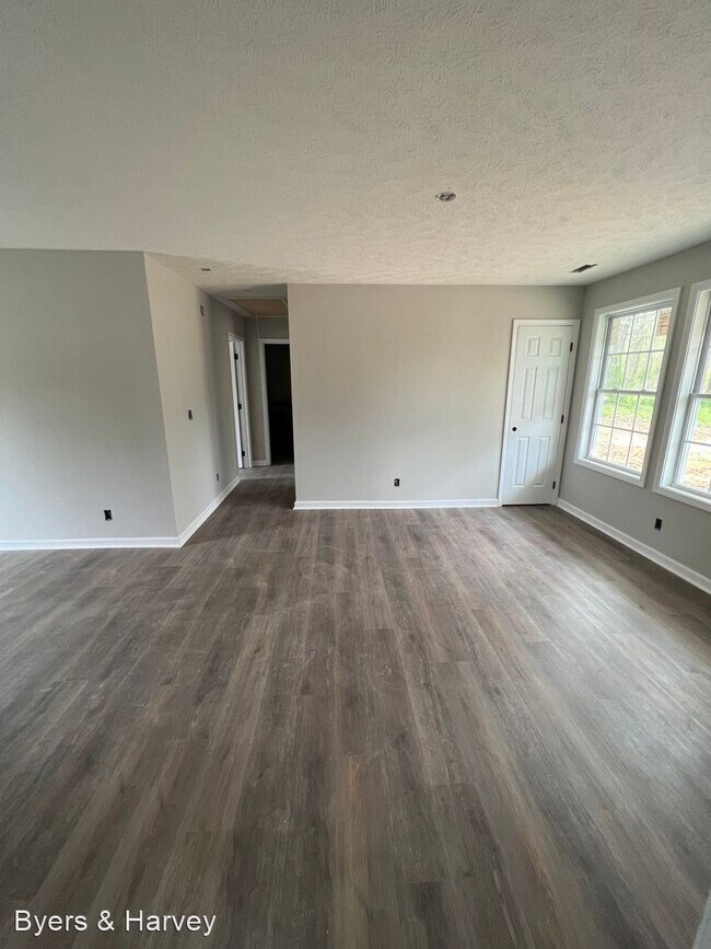 Foto del edificio - 3 br, 2 bath House - 3975 Marthas Chapel Road