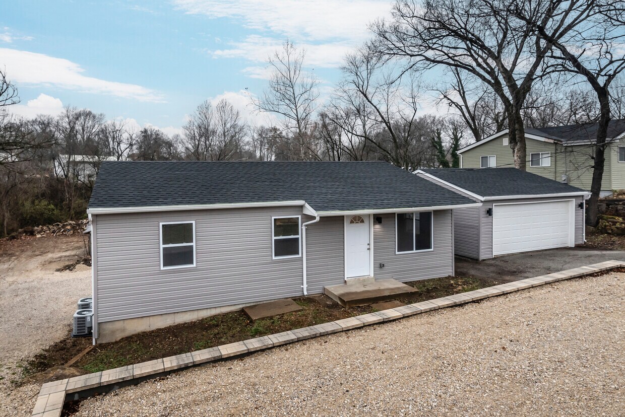Primary Photo - 29 New Sugar Creek Rd