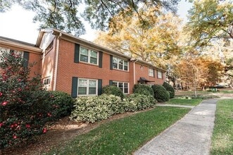 Building Photo - 425 Lindbergh Drive NE