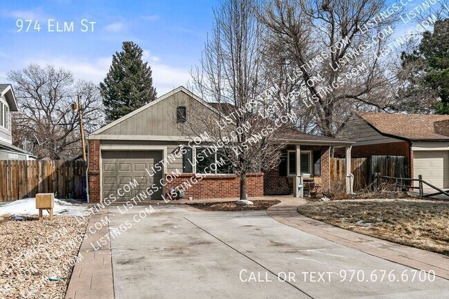 Building Photo - 974 Elm St
