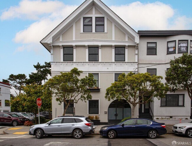 Foto del edificio - 754 Lake St