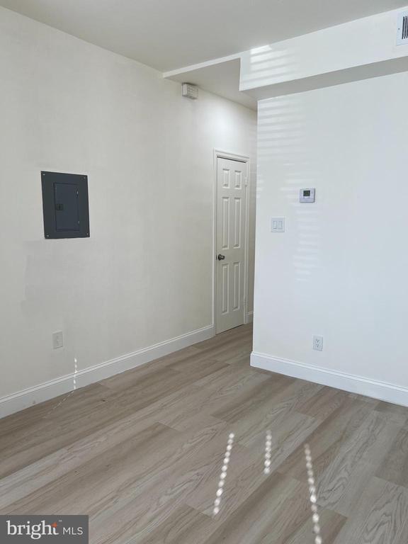 Building Photo - 1144 Oates St NE